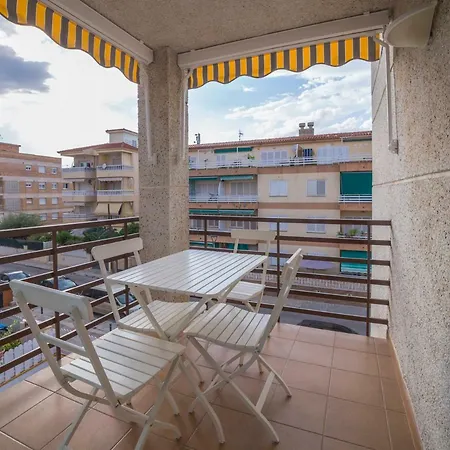 Cunit Home アパート